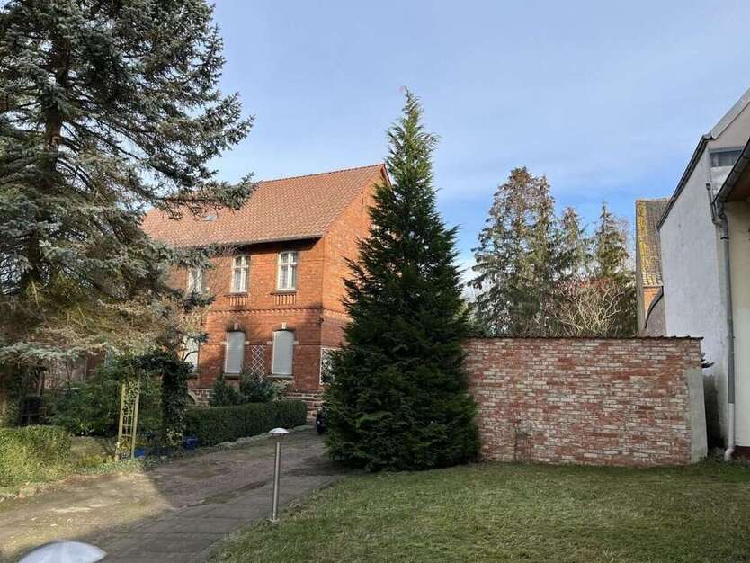 Haus zum Kaufen in Groppendorf 90.000 € 214 m²
