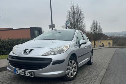 Peugeot 207 190.661 km 1.999 &euro; wiesbaden 65191