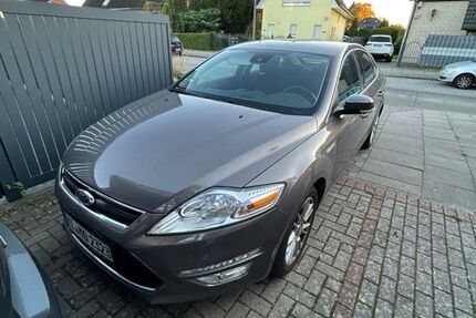 Ford Mondeo 149.000 km 6.200 &euro; Hamburg 22143