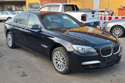 BMW 730