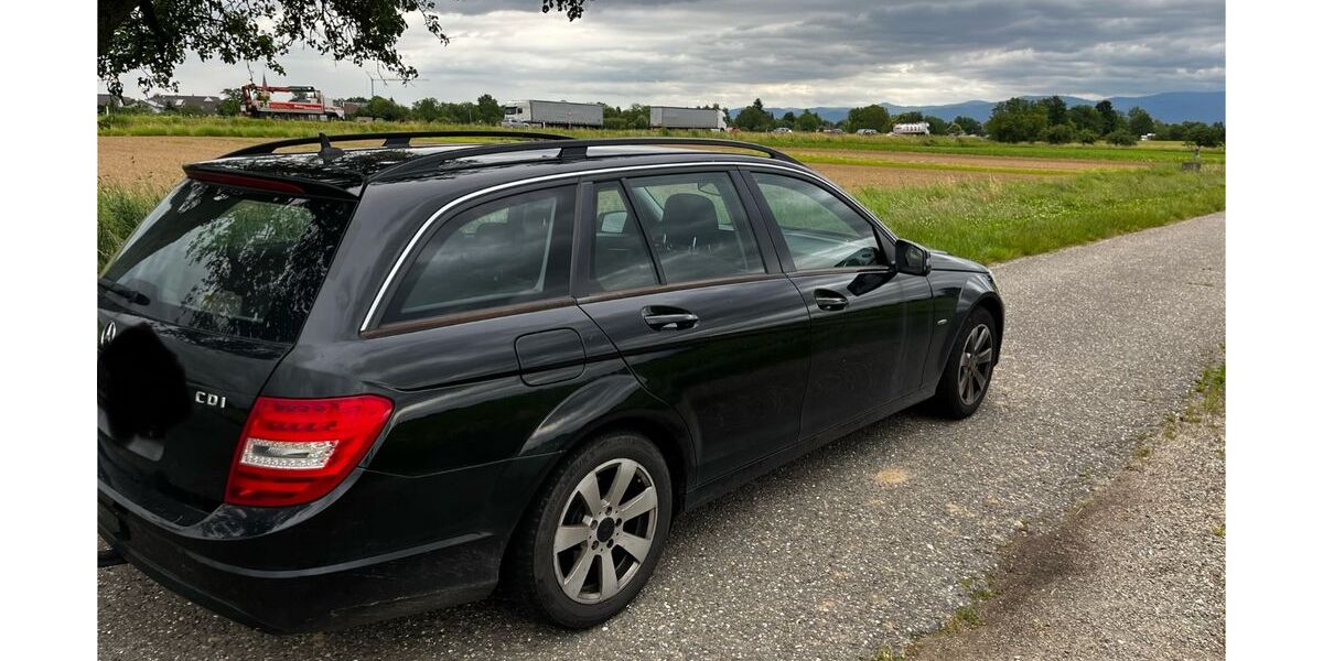 Mercedes-Benz C 200 392.059 km 3.500 &euro; Seebach 77889