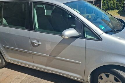 VW Touran 212.100 km 2.800 &euro; Waiblingen 71332