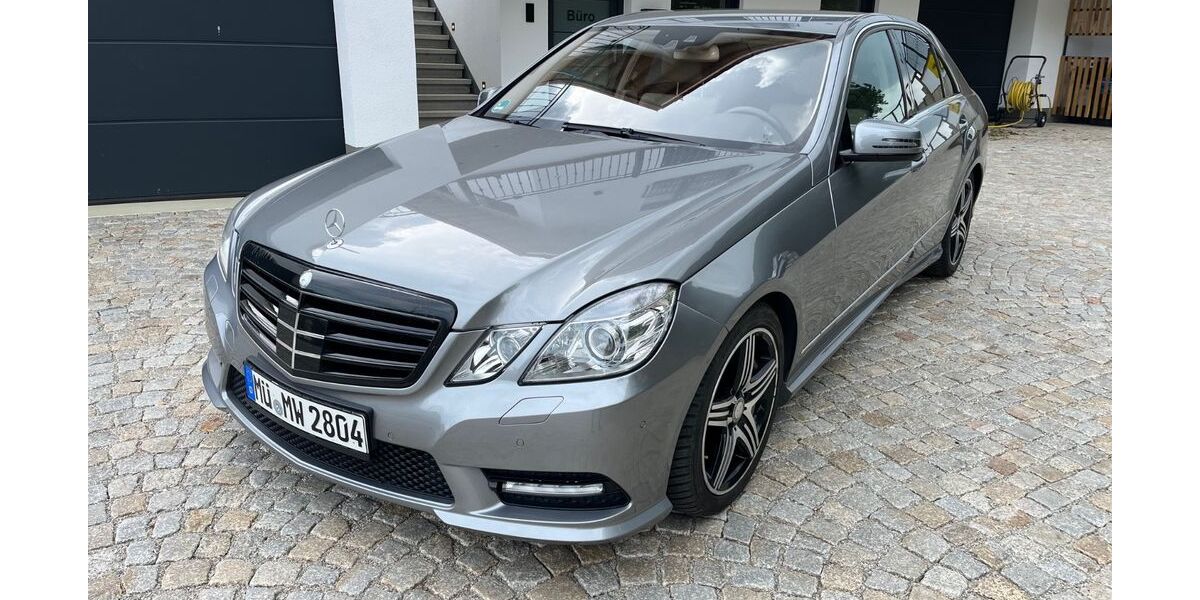 Mercedes-Benz E 500 156.088 km 15.499 &euro; Dorfen 84405