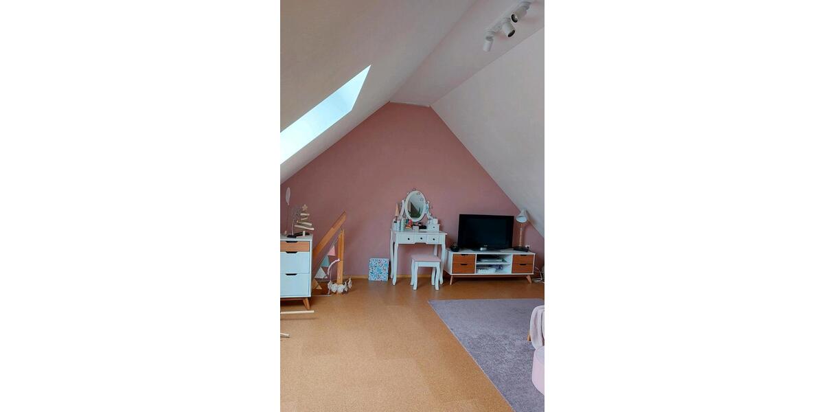 Reihenhaus Pfreimd - 6 Zimmer, 120 m&sup2;, 320.000&euro; | Angebot:26822103
