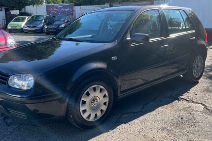 VW Golf