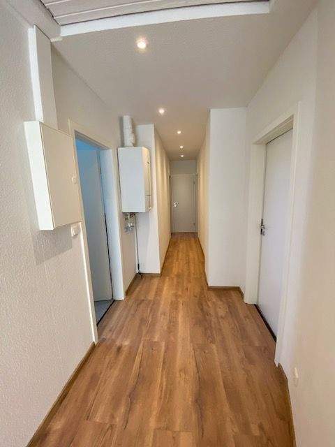 N-Glockenhof ! Neuwertige 5-ZW, 127 m², EBK, Laminat im 3.OG ohne Aufzug 5 zimmer