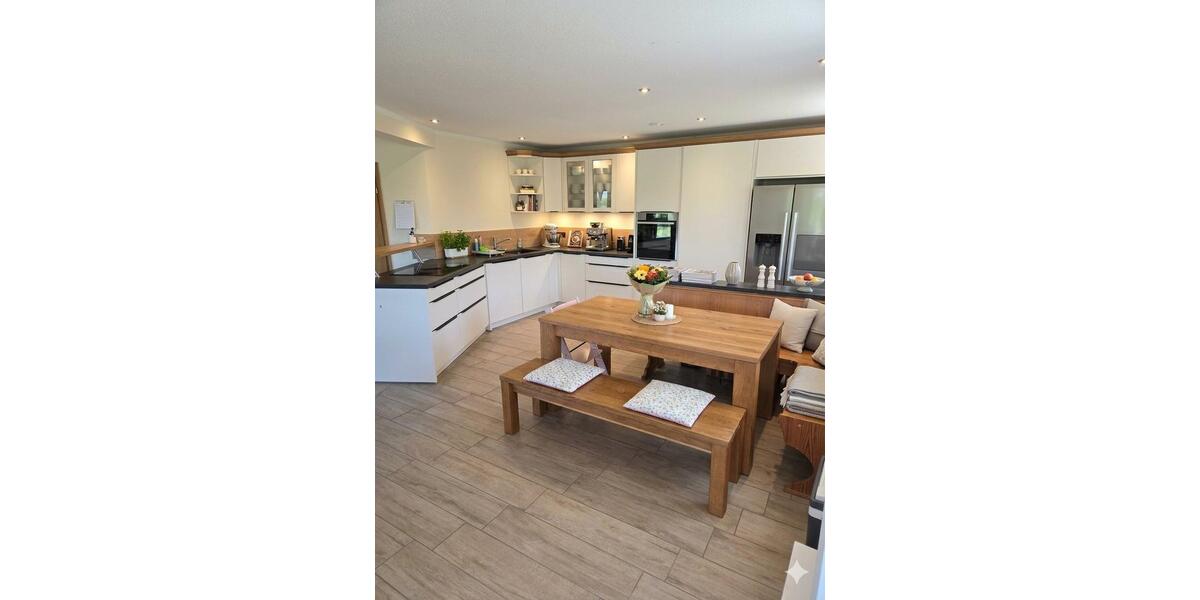 Einfamilienhaus Trostberg - 9 Zimmer, 250 m&sup2;, 1.276.000&euro; | Angebot:26821834
