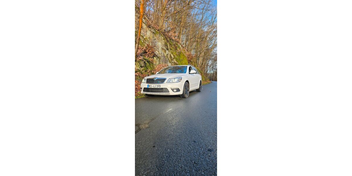 Skoda Octavia 246.000 km 5.000 &euro; Halsbrücke 09633