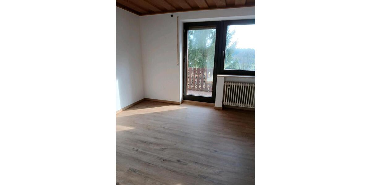Einfamilienhaus Frontenhausen - 4 Zimmer, 160 m&sup2;, 900&euro; | Angebot:24631596