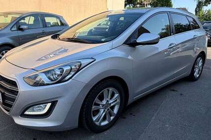 Hyundai i30 277.500 km 4.600 &euro; Frankfurt am Main 65933