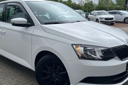 Skoda Fabia 91.904 km 8.899 &euro; Leipzig 04207