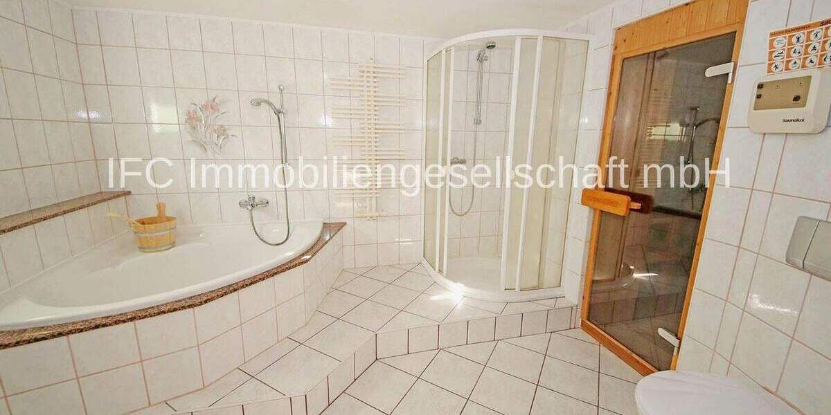 Bungalow Gräfenhainichen - 4 Zimmer, 139 m&sup2;, 385.000&euro; | Angebot:25822462