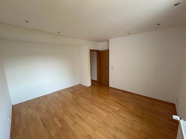 Reihenhaus Trier Nord - 6 Zimmer, 149 m&sup2;, 450.000&euro; | Angebot:26726762