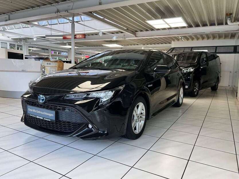 Toyota Corolla 100.000 km 19.900 € Bremerhaven 27580