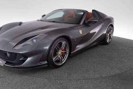 Ferrari 812 4.640 km 399.900 &euro; Singen-Hohentwiel 78224