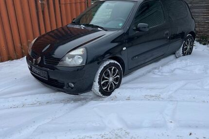 Renault Clio 183.908 km 2.100 &euro; Bützow 18246