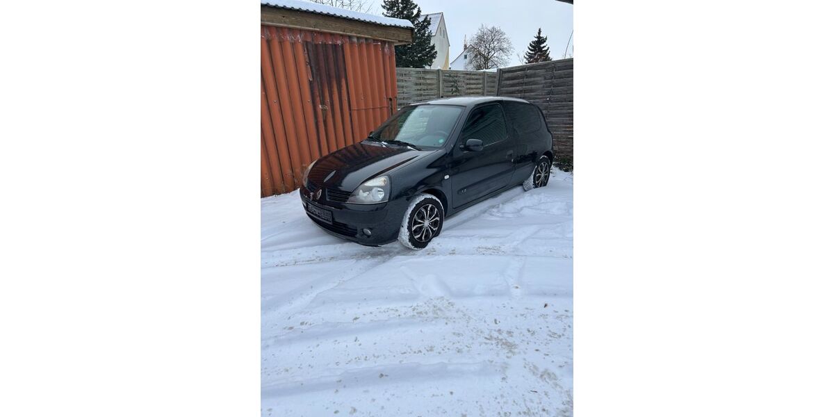 Renault Clio 183.908 km 2.500 &euro; Bützow 18246