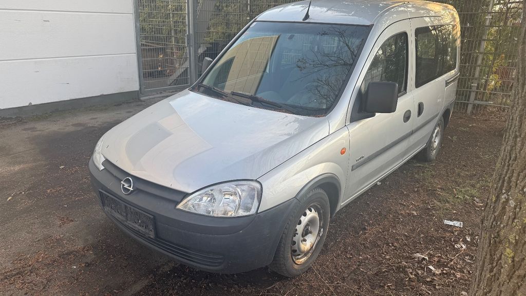 Opel Combo 225.000 km 1.650 &euro; München 81543