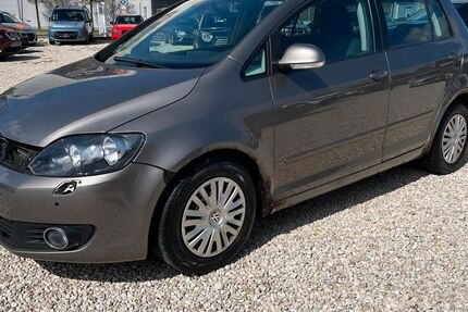VW Golf 258.000 km 1.250 &euro; Friedberg 86316