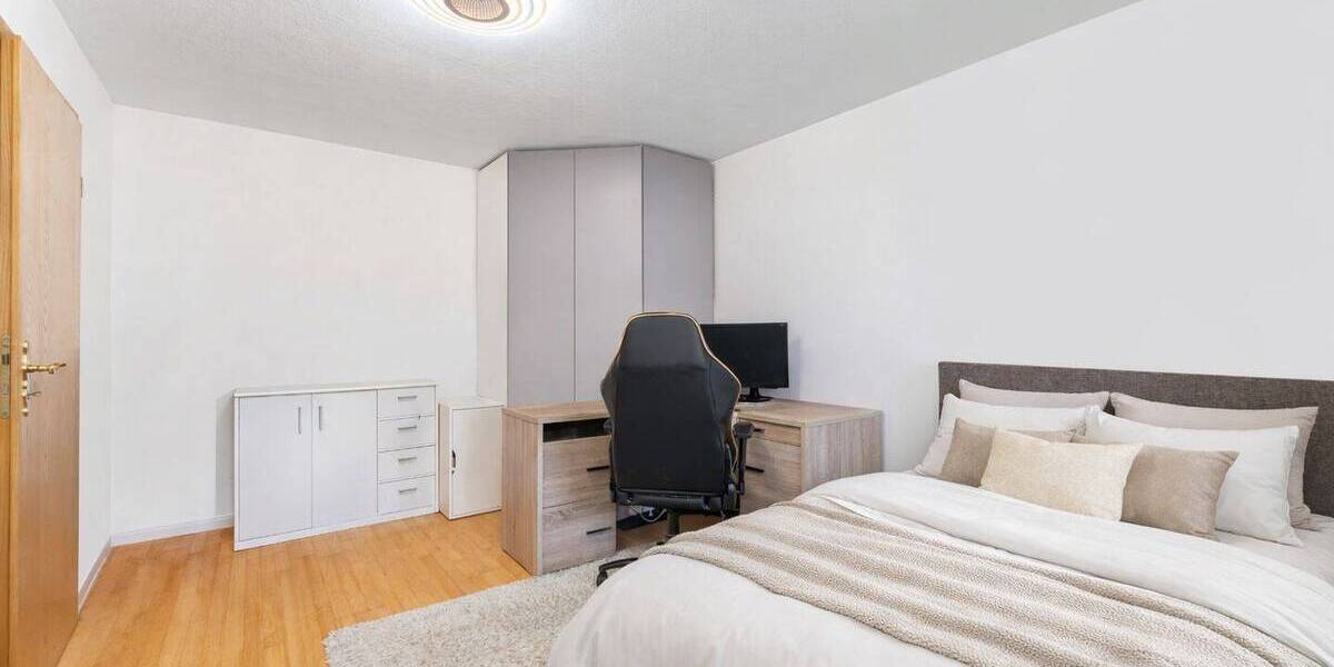Doppelhaushälfte München Schwabing-Freimann - 6 Zimmer, 162 m&sup2;, 1.200.000&euro; | Angebot:26242466