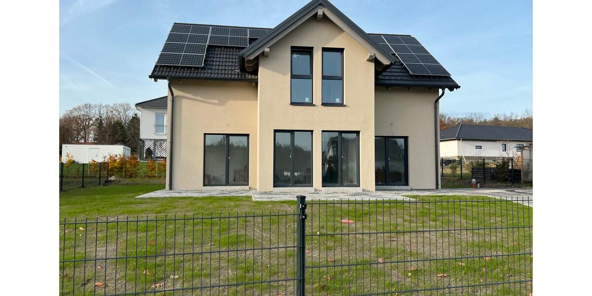 Einfamilienhaus Haselbachtal - 5 Zimmer, 135 m&sup2;, 2.100&euro; | Angebot:23698201