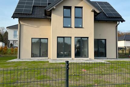 Modernes Passivhaus (Effizienzhaus 40) in Oßling – ab Januar zu vermieten! 5 zimmer