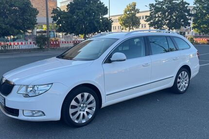 Skoda Superb 180.000 km 4.950 &euro; Nurnberg 90431