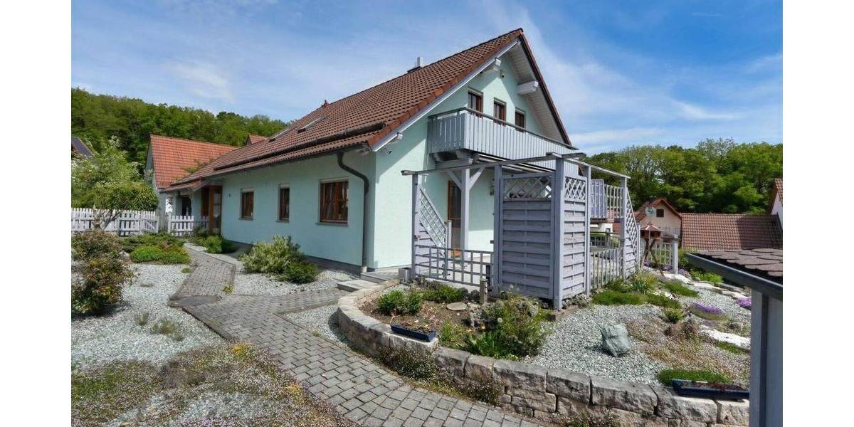 Einfamilienhaus Treuchtlingen - 7 Zimmer, 159 m&sup2;, 379.000&euro; | Angebot:26544771