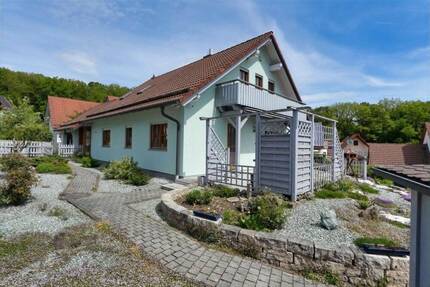 Haus Treuchtlingen - 7 Zimmer, 159 m&sup2;, 379.000&euro; | Angebot:26544771