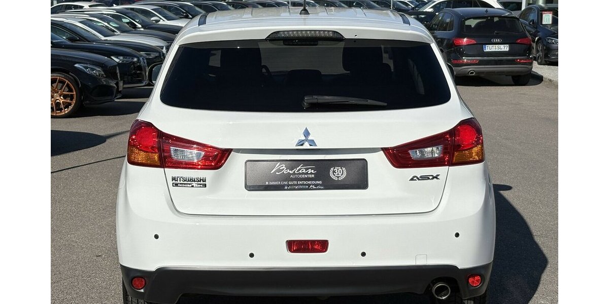 Mitsubishi ASX Basis 2WD PDC/KLIMA/SITZHEIZUNG/USB/1.HAND 46.244 km 5.700 &euro; Villingen-Schwenningen 78054