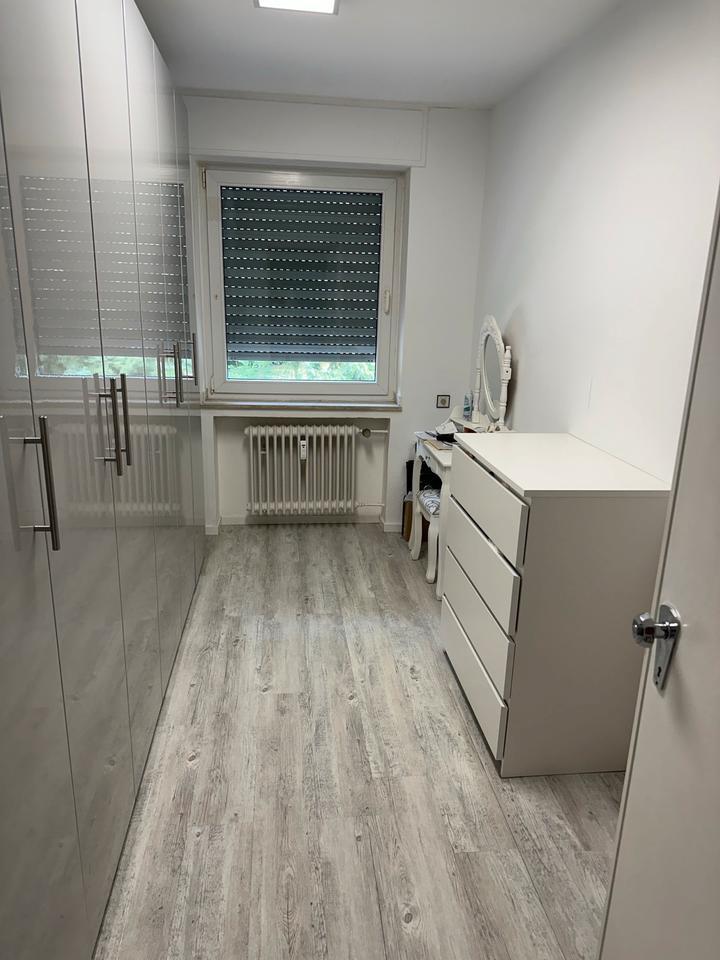 Modernisierte 3-Zimmer-Wohnung mit Balkon und EBK in Wesel zimmer