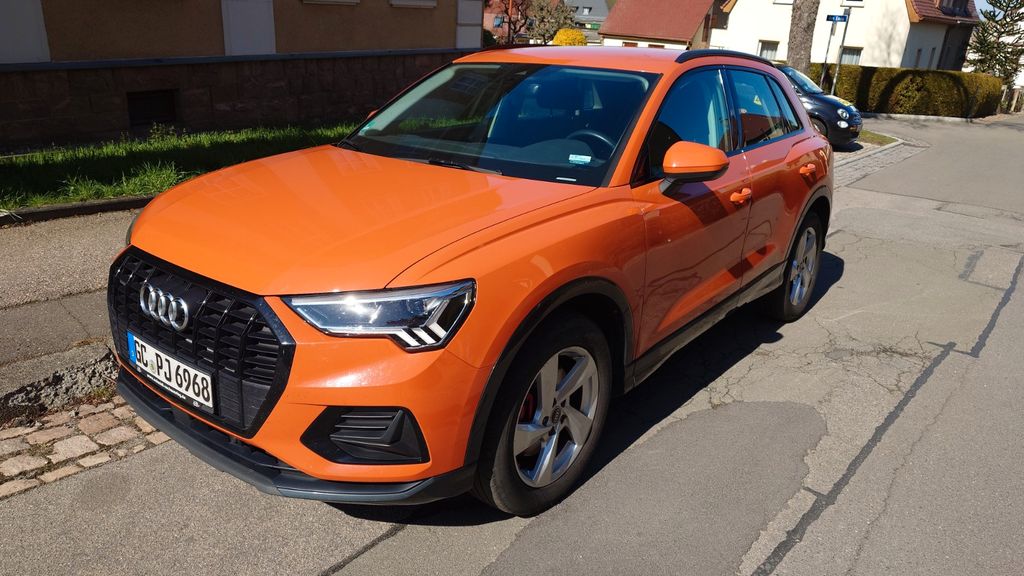 Audi Q3 156.000 km 23.990 &euro; Glauchau 08371