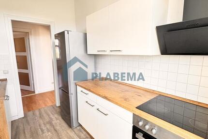 *Preissenkung* 3 Zimmer mit EBK - ideal als 2-er WG geeignet zimmer