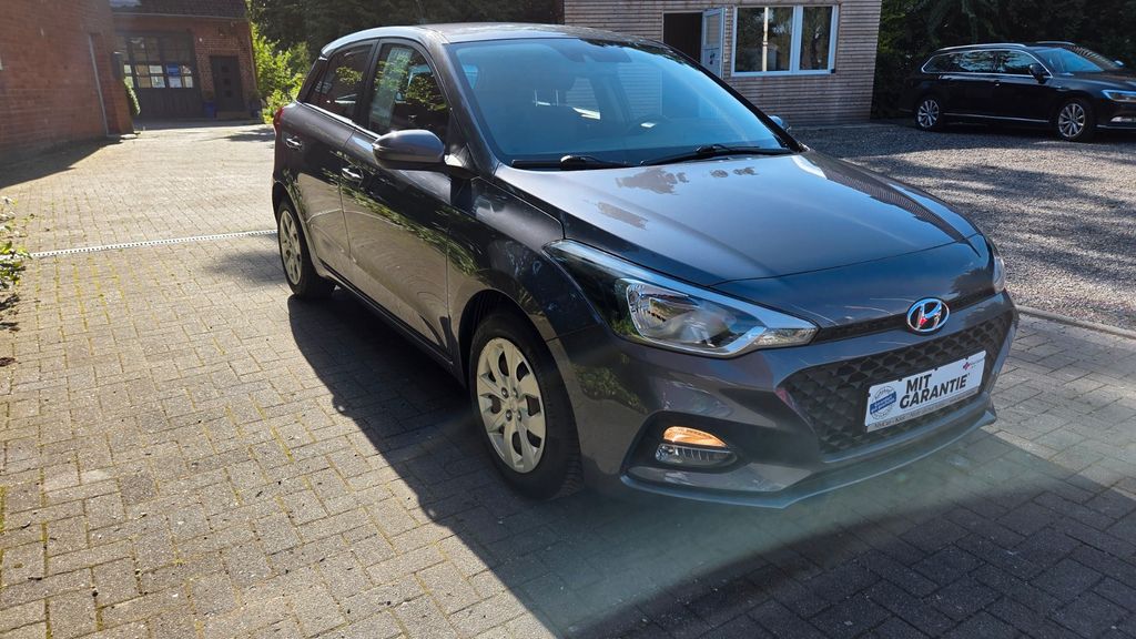 Hyundai i20 73.200 km 13.990 &euro; Kronshagen 24119