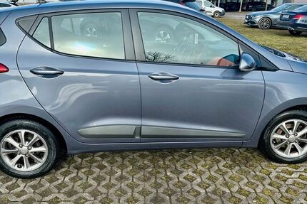 Hyundai i10 76.900 km 8.290 &euro; Fellbach 70734