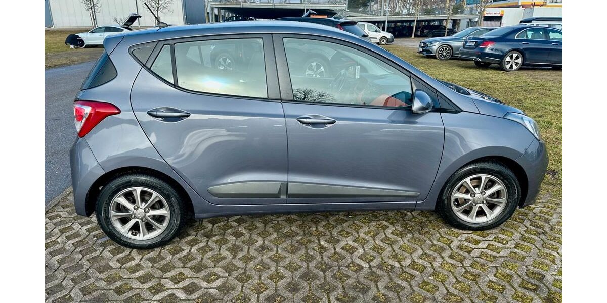 Hyundai i10 76.900 km 8.490 &euro; Fellbach 70734
