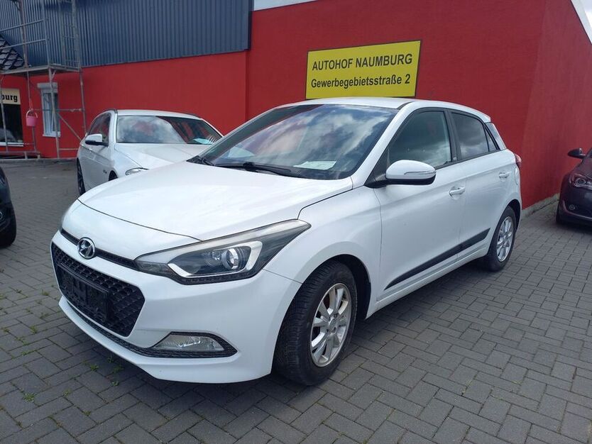 i20