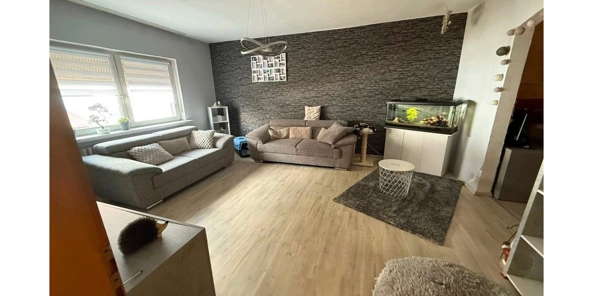 Ronshausen, EFH + Nebengeb. - Einfamilienhaus Ronshausen | Angebot:22923522