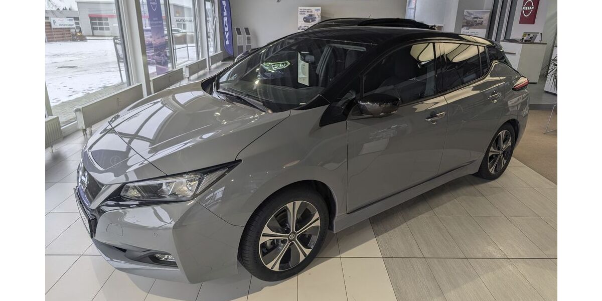 Nissan Leaf 34.713 km 10.499 &euro; Radebeul 01445