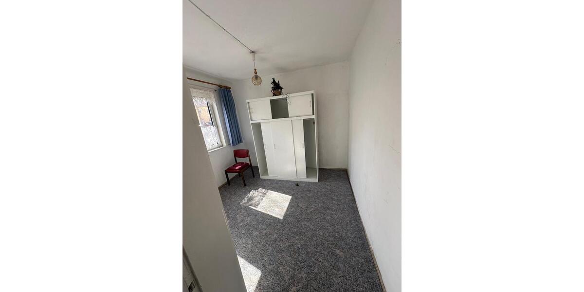 Etagenwohnung Bad Langensalza - 7 Zimmer, 95 m&sup2;, 78.000&euro; | Angebot:26183403