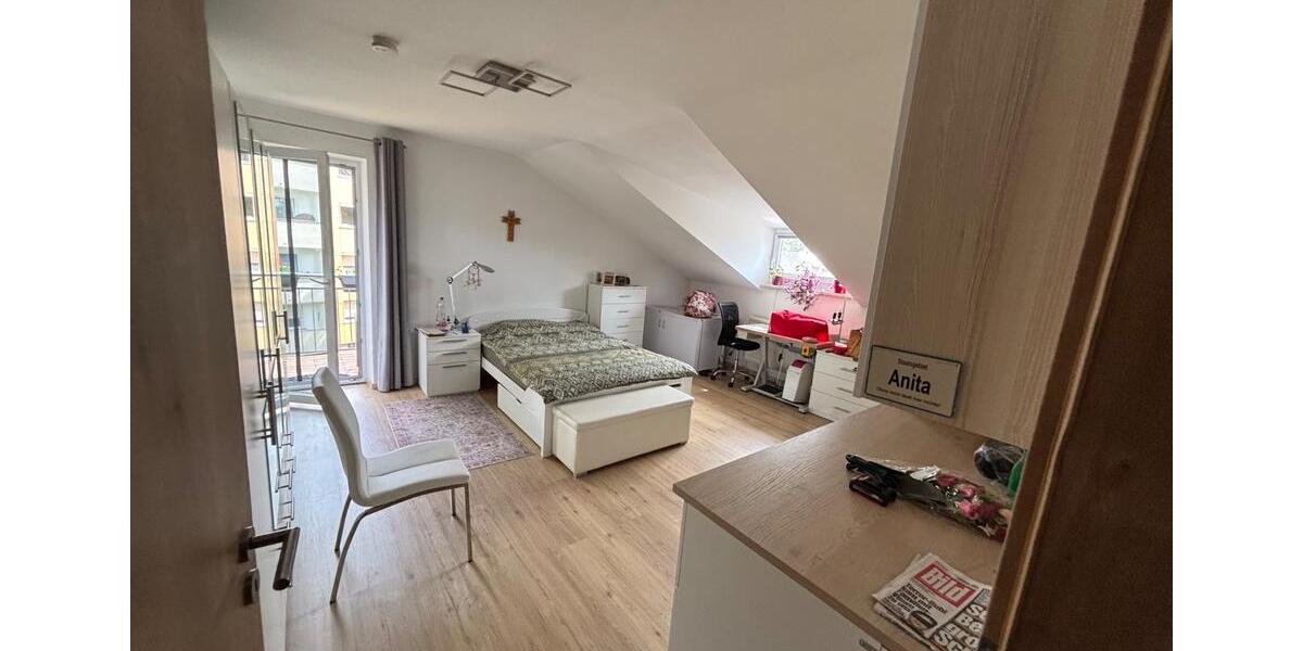 Etagenwohnung Perlesreut - 2.5 Zimmer, 90 m&sup2;, 700&euro; | Angebot:26610707