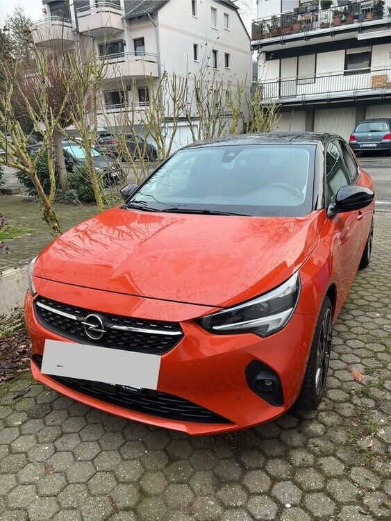 Corsa E
