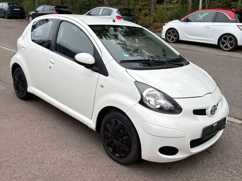 Aygo (X)
