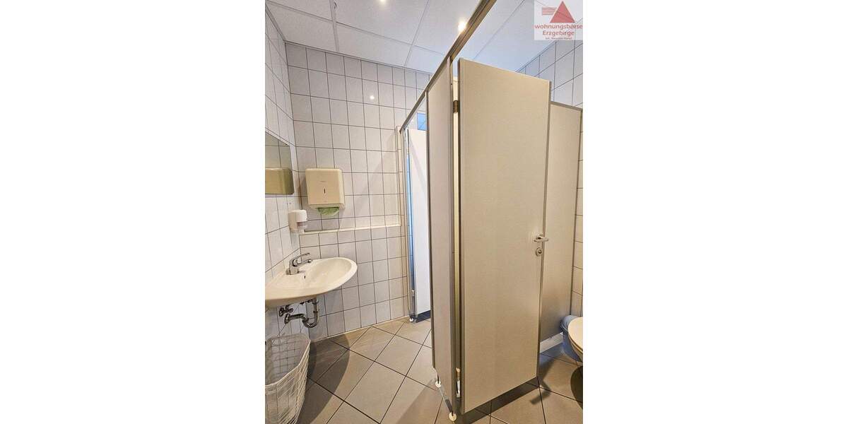 Mehrfamilienhaus, Wohnhaus Grünhain / Beierfeld Grünhain - 8 Zimmer, 200 m&sup2;, 269.000&euro; | Angebot:25688219