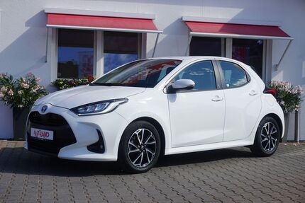 Toyota Yaris 41.069 km 21.950 &euro; Halle 06122