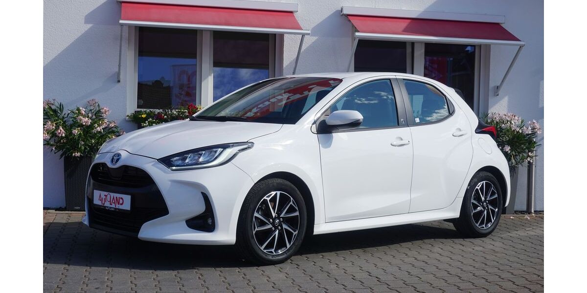 Toyota Yaris 41.069 km 21.950 &euro; Halle 06122
