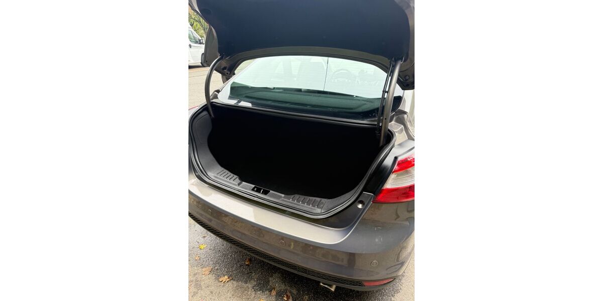 Ford Focus 204.300 km 3.700 &euro; Viernheim 68591