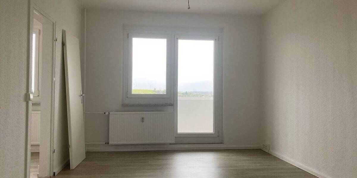 Etagenwohnung Döbeln Pommlitz - 3 Zimmer, 60 m&sup2;, 305&euro; | Angebot:26658235