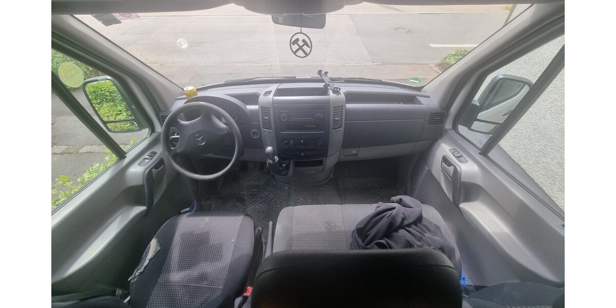 Mercedes-Benz sprinter 311 209.349 km 15.000 € Gladbeck 45964