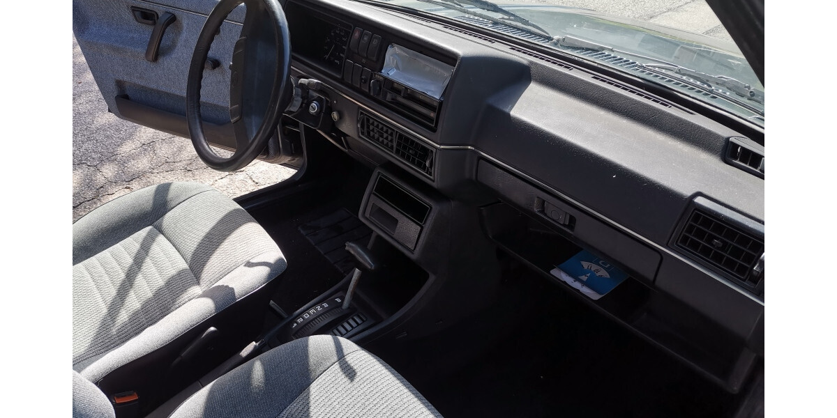 VW Jetta,1986,Diesel,Automatik 54 PS 160.000 km 5.880 € Attenkirchen 85395